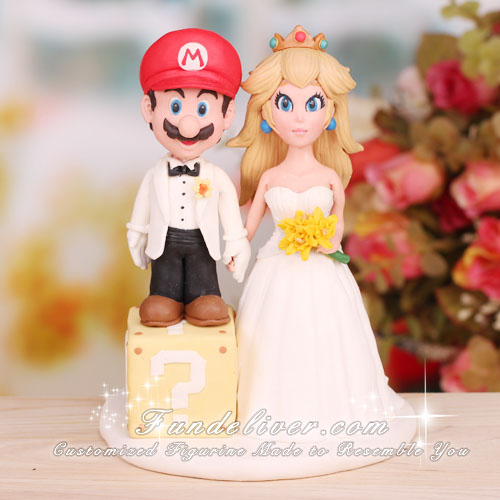 Mario and Princess Peach Wedding Cake Toppers - Click Image to Close